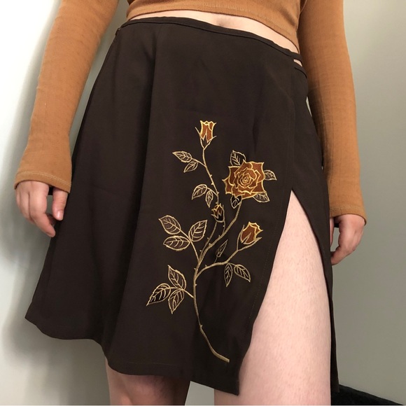 Vintage Brown Tie-Up Midi-skirt w/ Rose Embroidery - Picture 1 of 3